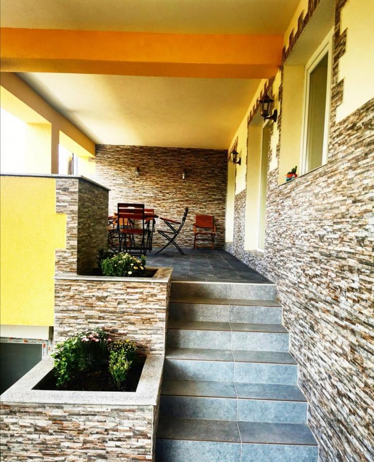 Doftana Apartaments Teşila Exteriör bild